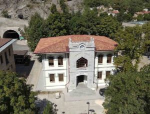 Amasya’nın asırlık belediye binasının restorasyonunda sona gelindi