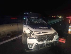 Anadolu Otoyolu’nda iki otomobil çarpıştı: 2 yaralı