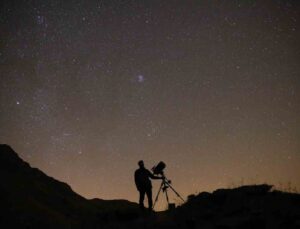 Bitlis’te uzay meraklıları ’Orionid meteoru’nu gözlemledi