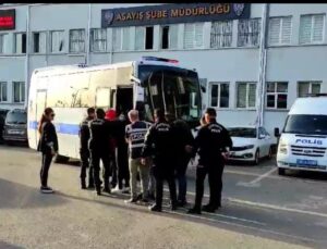 Bursa merkezli operasyonda fuhuş çetesi çökertildi : 2’si kadın 13 kişi gözaltına alındı