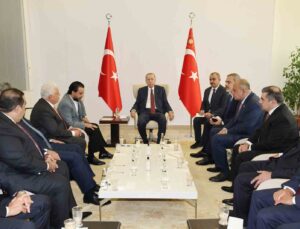 Cumhurbaşkanı Erdoğan, Irak Temsilciler Meclisi Başkanı Halbusi’yi kabul etti