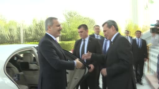 Dışişleri Bakanı Fidan, Türkmenistanlı mevkidaşı Meredov ile görüştü