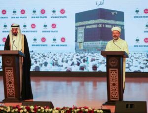 Diyanet İşleri Başkanı Erbaş: “Filistin’in barış ve huzura kavuşması için İslam dünyasına büyük sorumluluklar düşüyor”