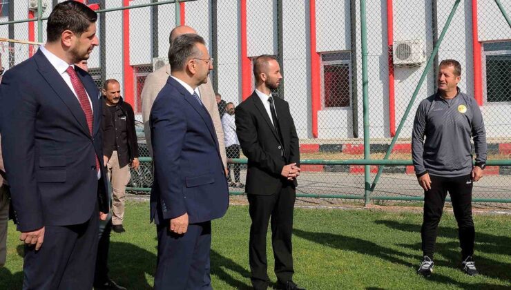 Eskişehir Valisi Hüseyin Aksoy’dan Eskişehirspor’a ziyaret