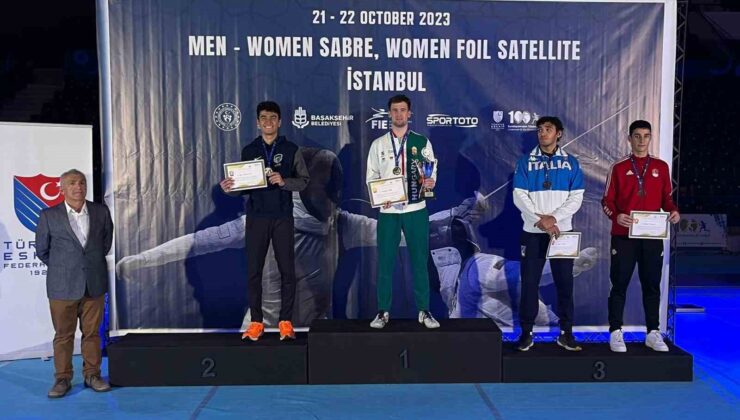 Eskrimci Furkan Yaman, İstanbul’da bronz madalya kazandı