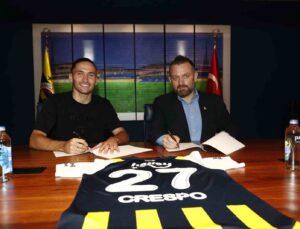 Fenerbahçe, Miguel Crespo’nun sözleşmesini 1 yıl daha uzattı