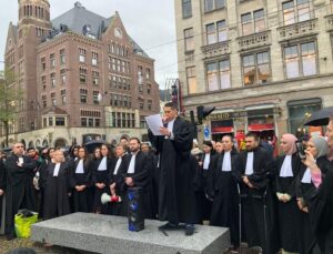 Hollandalı 700 avukattan İsrail’in savaş suçlarından yargılanması çağrısı