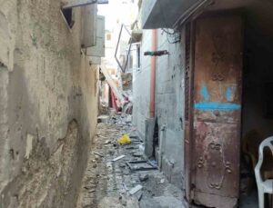 İsrail, Magazi Mülteci Kampı’nda çok sayıda binayı vurdu
