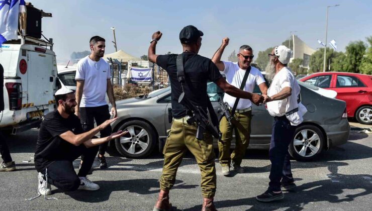İsrailliler, Gazze’deki katliamın gölgesinde askerlerle dans etti