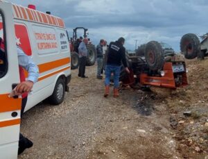 Kastamonu’da devrilen traktörün altında kalan sürücü yaralandı