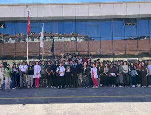 KSBÜ Diş Hekimliği Fakültesi birinci sınıf öğrencilerine oryantasyon programı