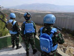 Lübnan-İsrail sınırındaki BM karargahına roket isabet etti