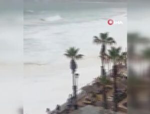 Meksika’yı Norma Kasırgası vurdu