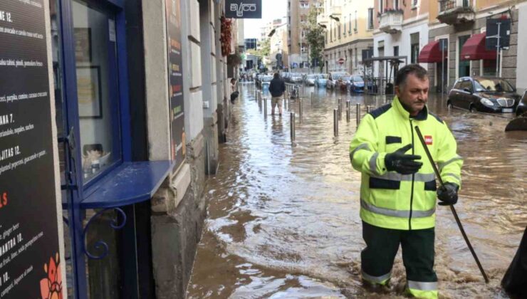 Milano’da sokaklar göle döndü, metro istasyonu sular altında kaldı