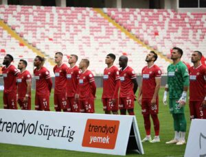 Sivasspor, Süper Lig’de 3. mağlubiyetini aldı