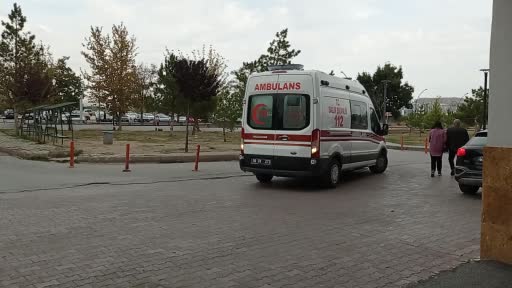 Sivas’ta otobüs kazasında yaralananlar hastaneye sevk edildi