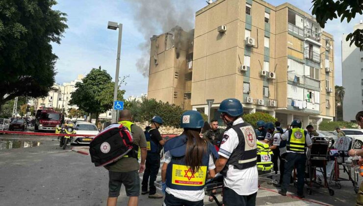 Tel Aviv’e roketli saldırı: 3 yaralı