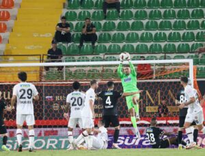 Trendyol Süper Lig: Corendon Alanyaspor: 1 – Fatih Karagümrük: 0 (İlk yarı)