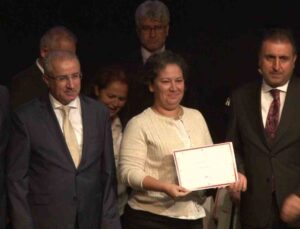 TÜBİTAK Uluslararası Bilim Olimpiyatları ödülleri sahiplerini buldu