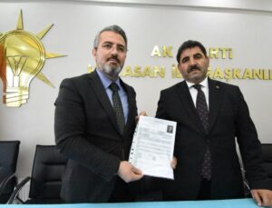 AK Parti Horasan Belediye Başkan aday adayı Hayrettin Özdemir, müracaatını yaptı