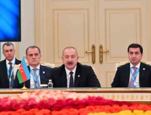 Aliyev: “2026 yılı sonuna kadar 140 binden fazla kişinin Karabağ ve Doğu Zengezur’a dönmesi bekleniyor”