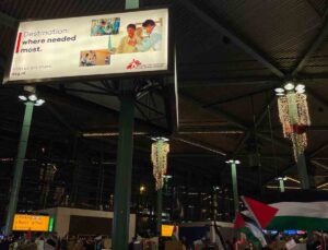 Amsterdam’daki Schipol Havalimanı’nda “Gazze’de ateşkes” çağrısı