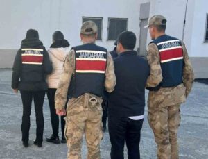 Ardahan’da göçmen kaçakçılarına operasyon: 2 zanlı tutuklandı