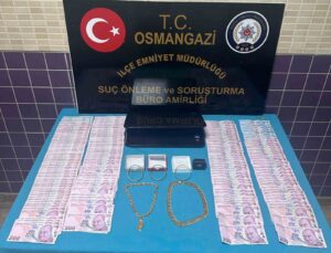 Bursa’da 900 bin liralık hırsızlık yapan 2 şüpheli yakalandı