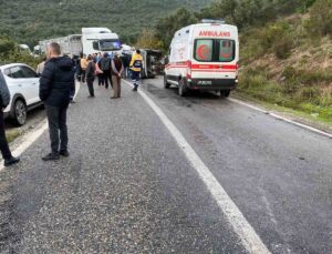Bursa’da minibüsü devrildi: 3 yaralı