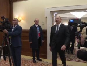 – Cumhurbaşkanı Erdoğan, Azerbaycan Cumhurbaşkanı İlham Aliyev ile görüştü