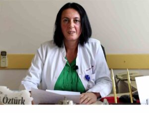 Doç. Dr. Ayperi Öztürk: “Zatürre tedavi edilebilir bir hastalıktır”