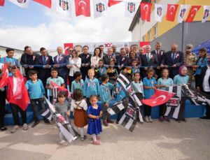 Gaziantep Valisi Çeber: “Emeklerinden dolayı Beşiktaş Kulübü’ne teşekkür ediyoruz”