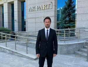 Gediz’de AK Partinin yeni yönetim kurulu üyeleri belirlendi