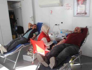 Karapınar’da kan bağışı kampanyası düzenlendi