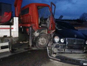 Kastamonu’da iki ayrı trafik kazasında 6 kişi yaralandı