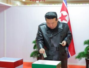 Kuzey Kore lideri Kim yerel seçimlerde oy kullandı