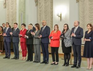 Polonya’da Başbakan Morawiecki liderliğindeki yeni hükümet göreve başladı