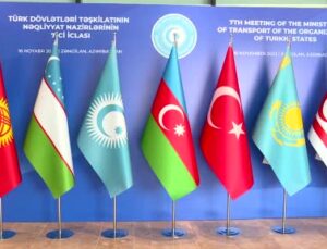 Ulaştırma ve Altyapı Bakanı Uraloğlu: “Zengezur bağlantısı Kafkasya’daki normalleşme için hayati önem taşıyor”