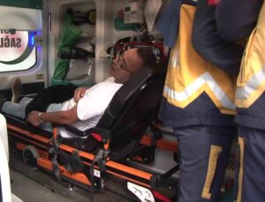 Ümraniye’de yolcu otobüsü otomobile ve yayaya çarptı: 2 yaralı