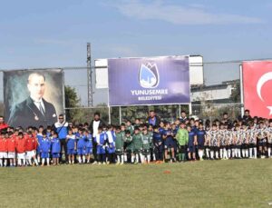 Yunusemre’de 100. Yıl Ara Tatil Futbol Turnuvası yapıldı