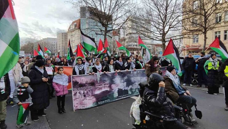 Almanya’da yılbaşı öncesi Filistin’e destek gösterisi