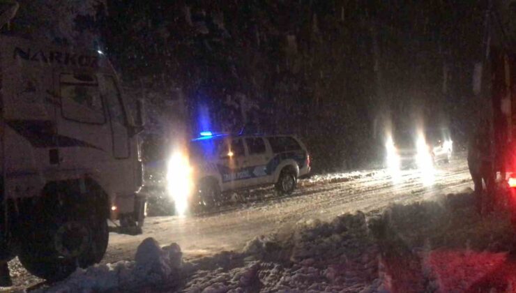 Antalya-Konya karayolunda kar sebebiyle ağır tonajlı araçların geçişine izin verilmiyor