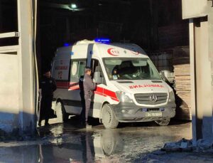 Arnavutköy’de bakım yaparken beton silosuna düşen işçinin cenazesi çıkartıldı