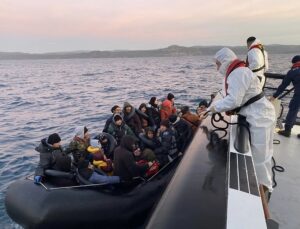 Ayvacık açıklarında 128 kaçak göçmen yakalandı