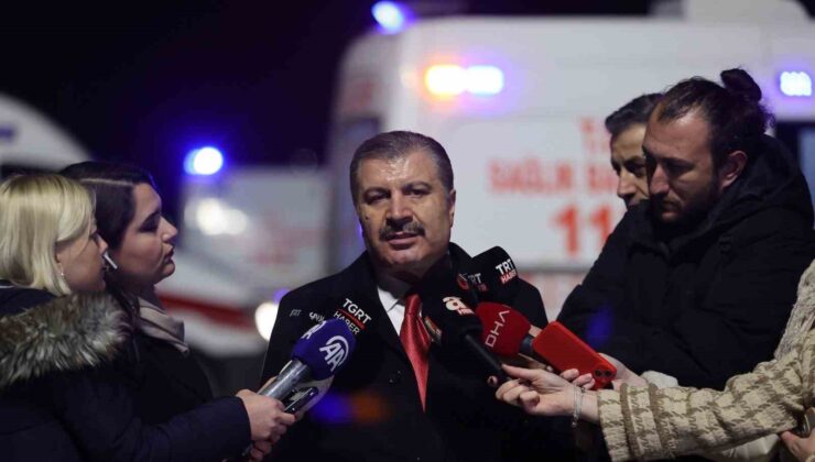 Bakan Koca: “Toplam 182 hasta Türkiye’ye getirildi”