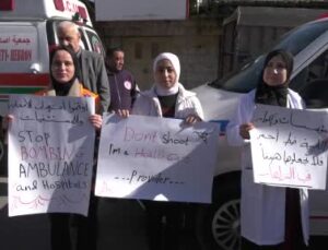 Batı Şeria’daki sağlık çalışanlarından İsrail protestosu