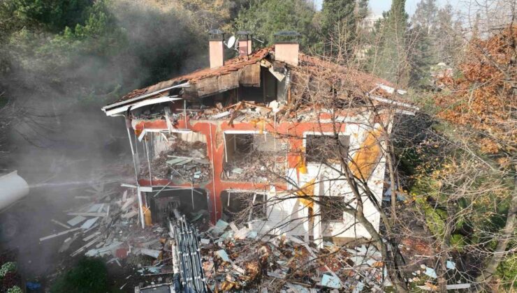 Bursa’da ‘Başkanlık Konutu’ yıkıldı