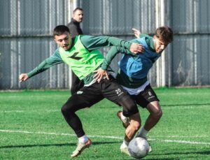 Bursaspor’da Diyarbekirspor maçı hazırlıkları sürüyor