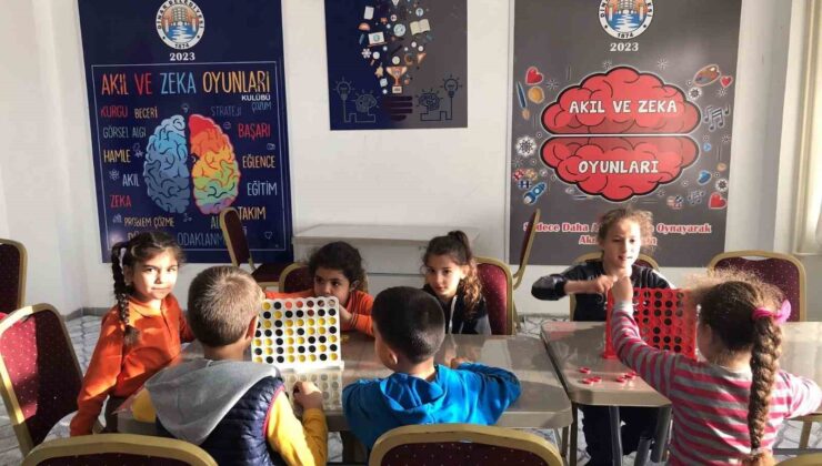Dinar’da akıl zeka oyunları eğitimi devam ediyor