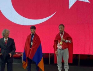 Düzce Üniversitesi öğrencisi Avrupa şampiyonu oldu